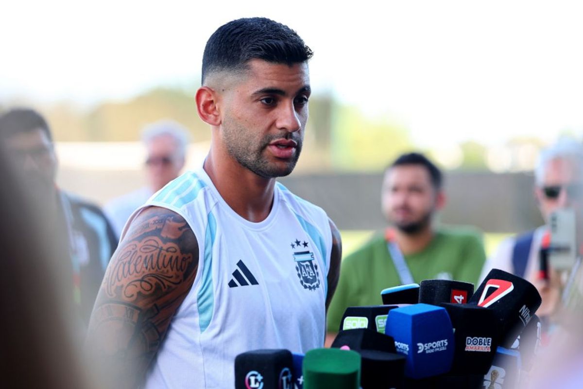 De Zerbi Persilakan Cristian Romero Pergi dari Tottenham Hotspur