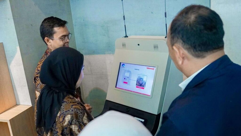 Komdigi Pastikan Operator Seluler Tidak Simpan Data Biometrik Pelanggan