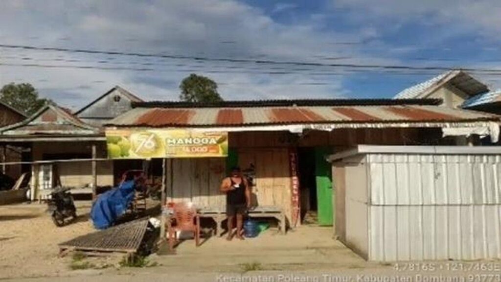 Bahtra Banong Renovasi Rumah Warga Desa Biru Melalui Program Bedah Rumah