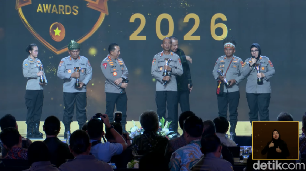 AKP Siti Elminawati Raih Penghargaan Hoegeng Awards 2026