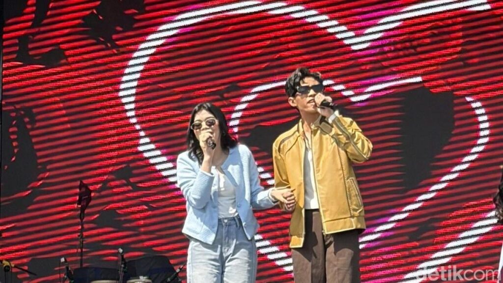 Eby Rizta dan Zahra Sima Resmi Umumkan Hubungan Asmara