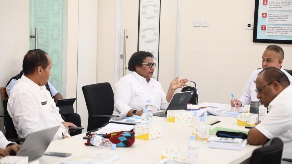Wamendagri Terapkan Strategi 5T Guna Reformasi Tata Kelola Otsus Papua