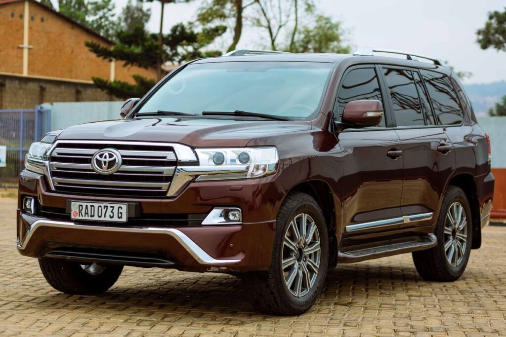 Toyota Land Cruiser 300 Hybrid berpeluang debut di GIIAS 2026