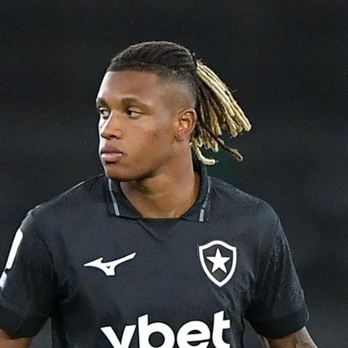 Botafogo Mainkan Danilo Saat Hadapi Vitoria di Liga Brasil
