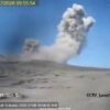 Bupati Lampung Selatan Melarang Warga Dekati Gunung Anak Krakatau