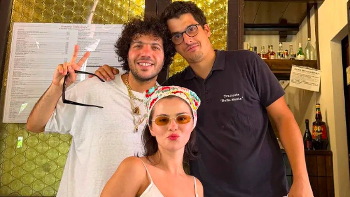 Selena Gomez dan Benny Blanco Mampir ke Trattoria di Italia