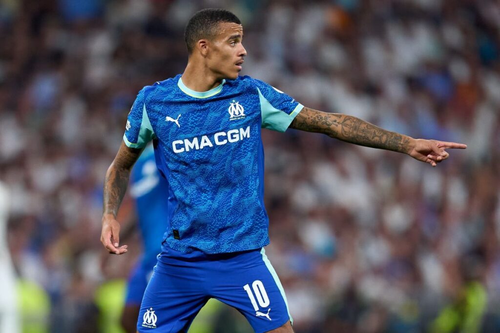 AS Roma Bidik Winger Strasbourg Diego Moreira