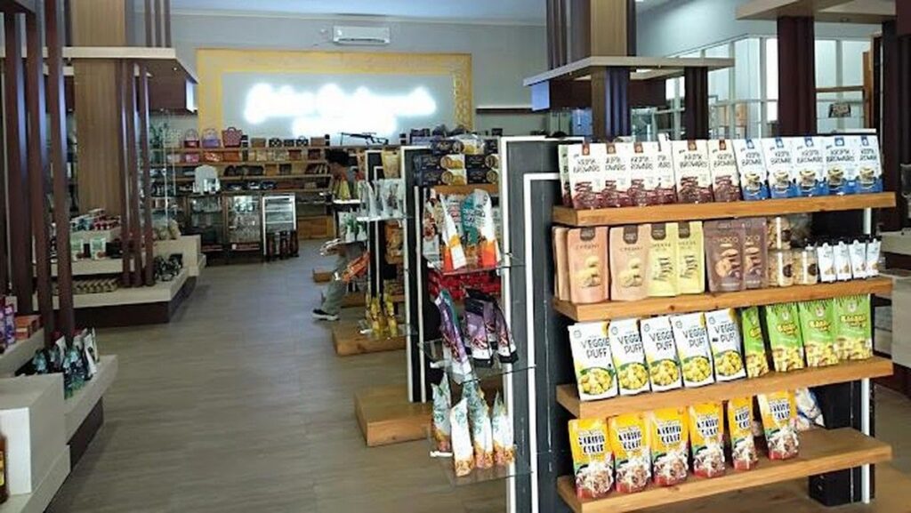 Kementerian UMKM Bebaskan Biaya Administrasi Ritel Modern Bagi Usaha Mikro