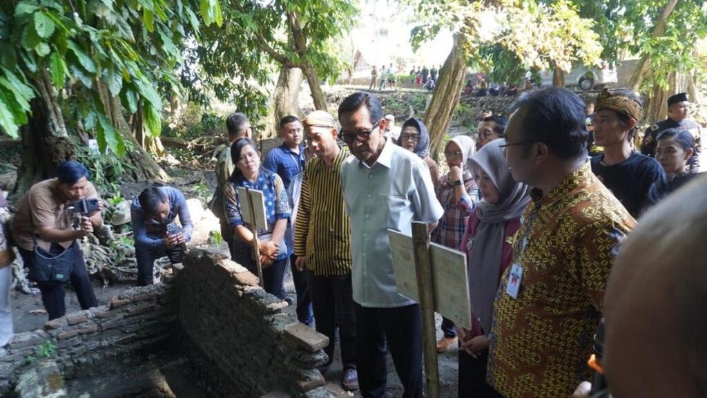 Sultan HB X Kunjungi Situs Sejarah Mataram di Sragen