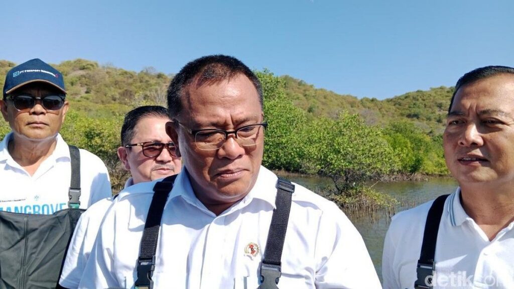 Menteri LH Dorong Pengelola Kawasan Industri Manfaatkan Perdagangan Karbon