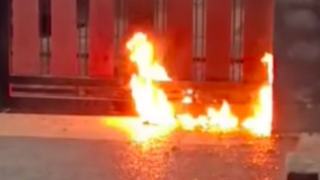 Polisi Selidiki Pelemparan Bom Molotov di Rumah Pengacara Ciracas