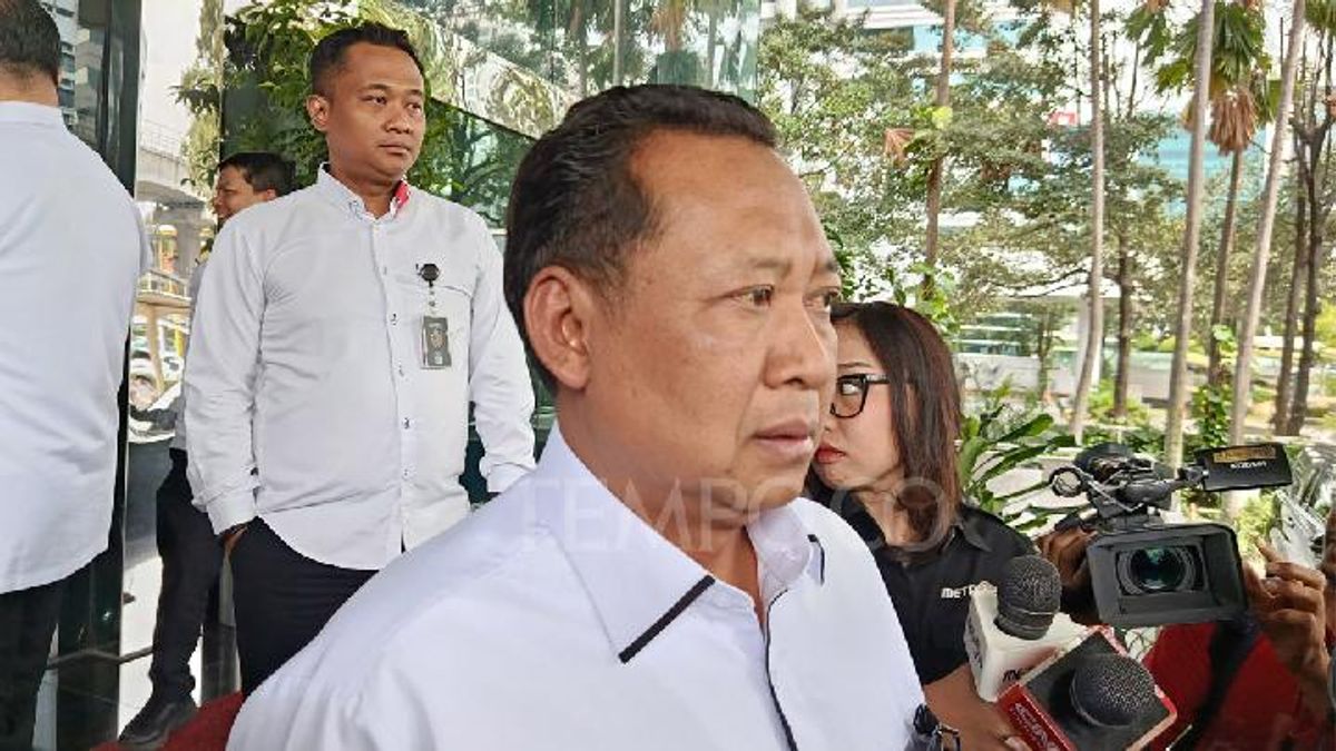KPK Tangkap Bupati Pemalang Anom Widiyantoro dalam OTT