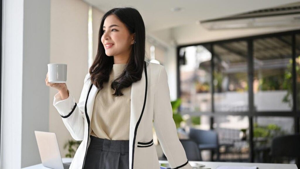 7 Ciri Orang IQ Tinggi yang Bisa Dilihat dari Sikapnya di Kantor