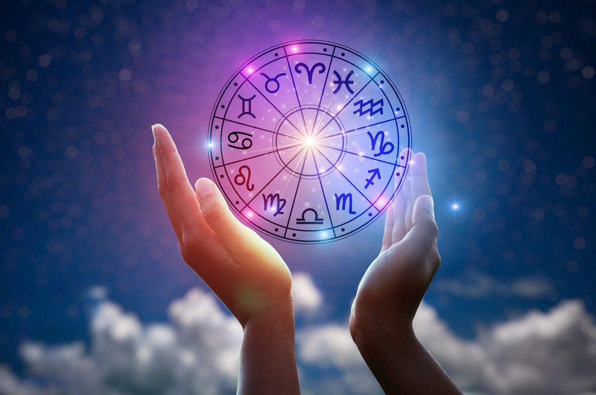 Ramalan Zodiak Capricorn Aquarius Pisces Fokus Masa Depan dan Asmara