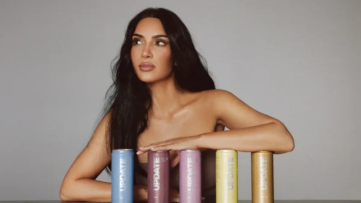 Kim Kardashian Meluncurkan Ulang Merek Minuman Energi UPDATE