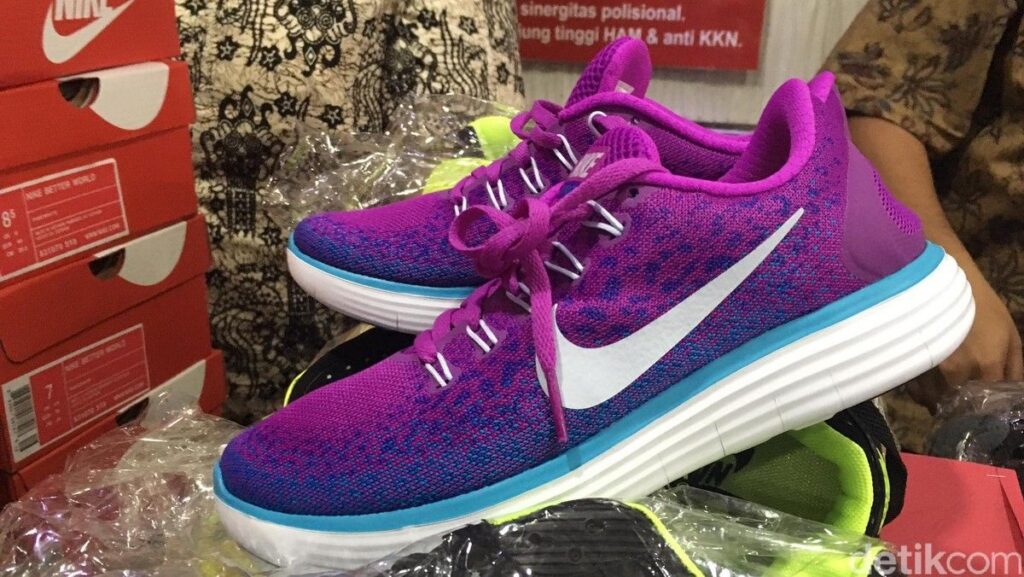 Kemenperin Vietnam Sita 50 Ribu Sepatu Nike Palsu Siap Ekspor ke AS