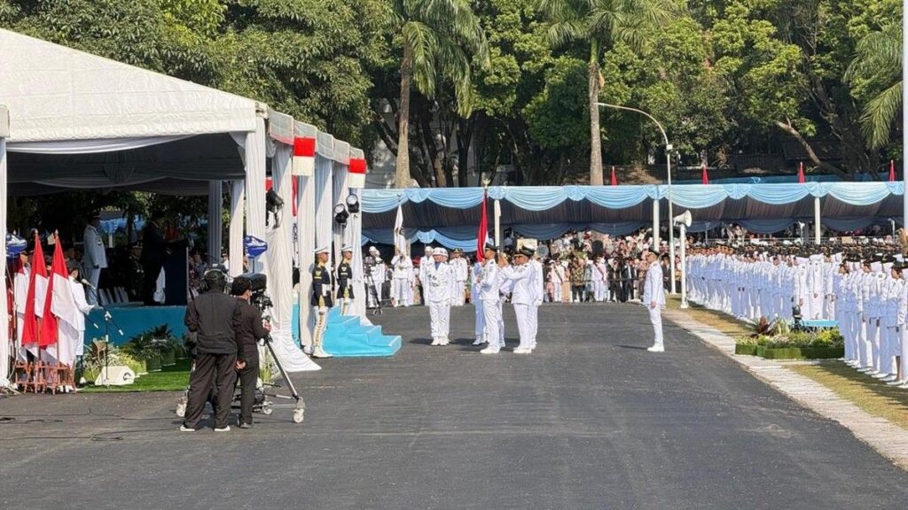 Prabowo Subianto Melantik 1204 Pamong Praja Muda IPDN