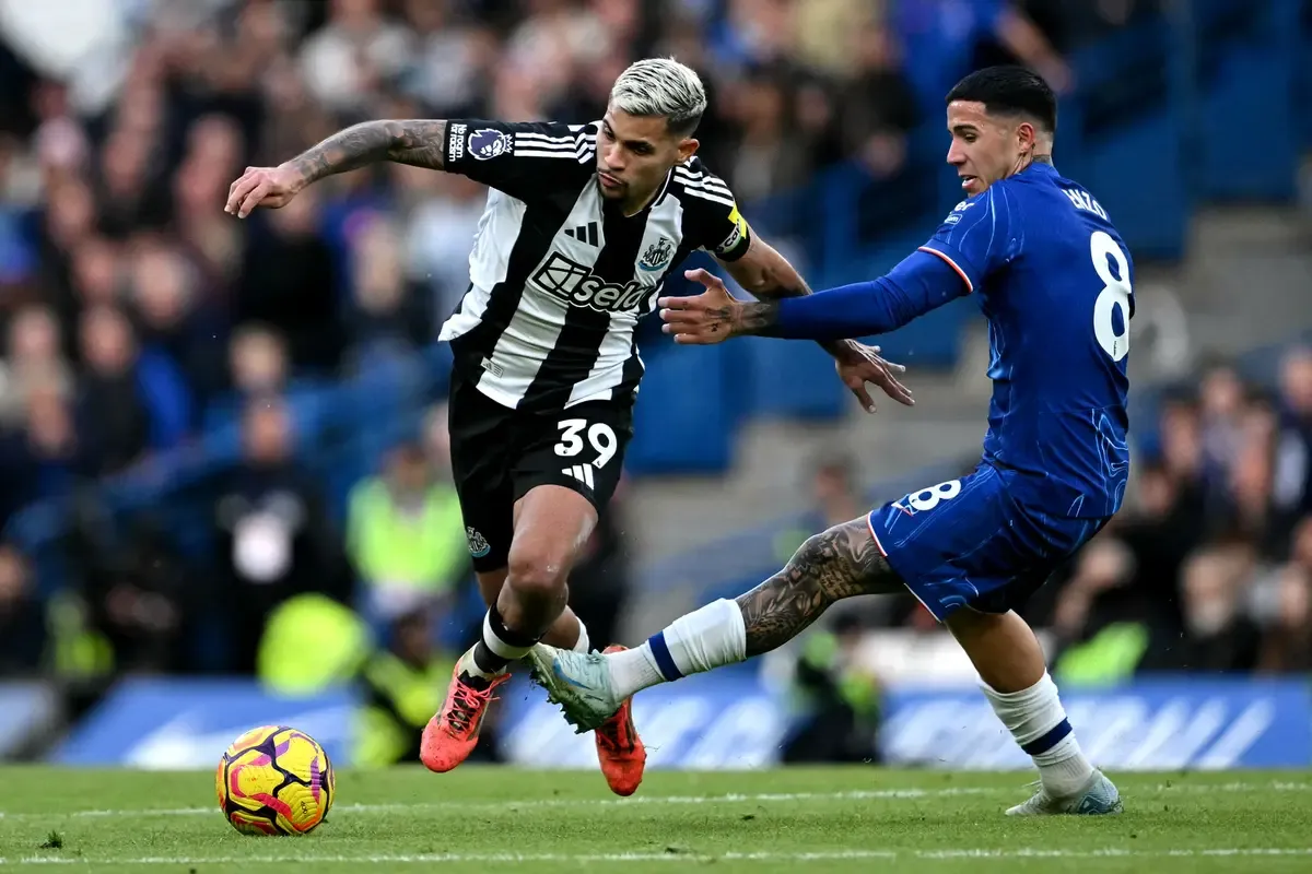Arsenal Ajukan Tawaran Rp 1,6 Triliun Boyong Bruno Guimaraes