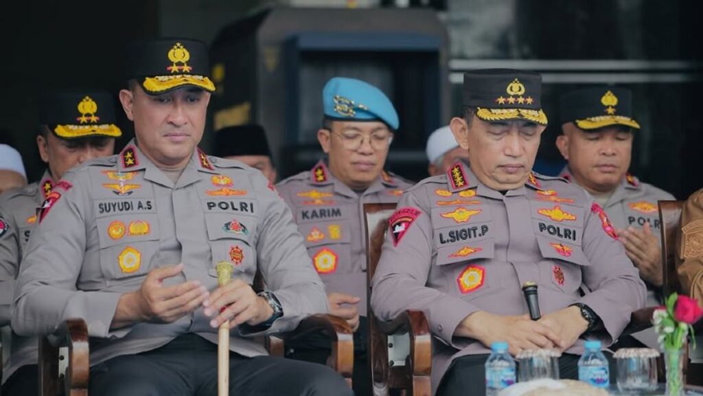 Kapolri Jenderal Listyo Sigit Prabowo Lantik Enam Kapolda Baru