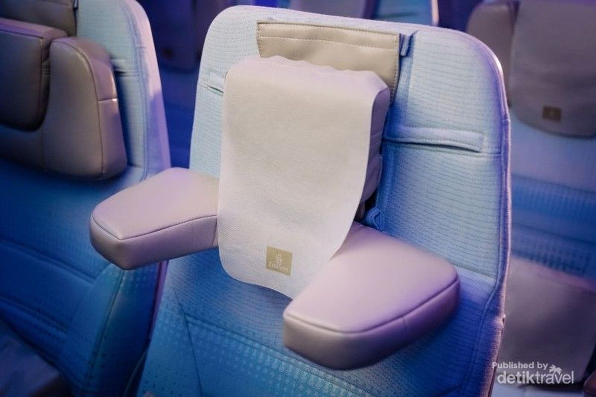Emirates Luncurkan Sandaran Kepala U-Dream di Kelas Ekonomi