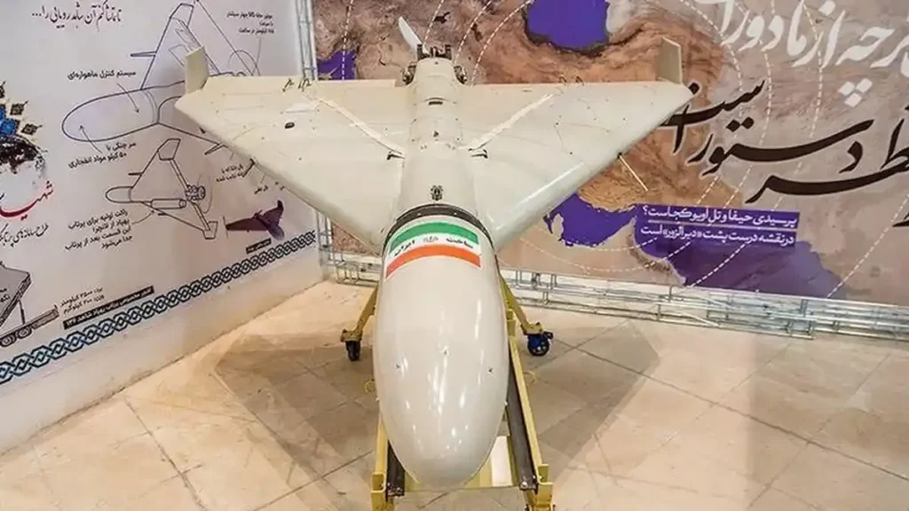 Iran Luncurkan Drone Hadid 110 dengan Teknologi Siluman Tantang Pertahanan AS