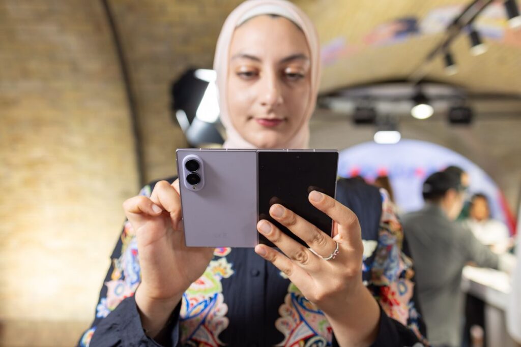 Samsung Galaxy Z Fold 8 Mengusung Rasio Layar 4 banding 3
