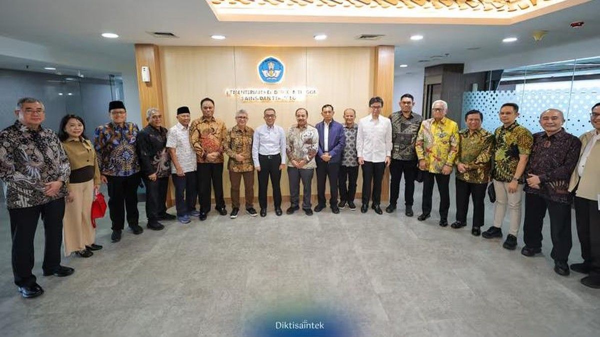 Mendiktisaintek Dorong PTN dan PTS Perkuat Kerja Sama Pendidikan dan Riset