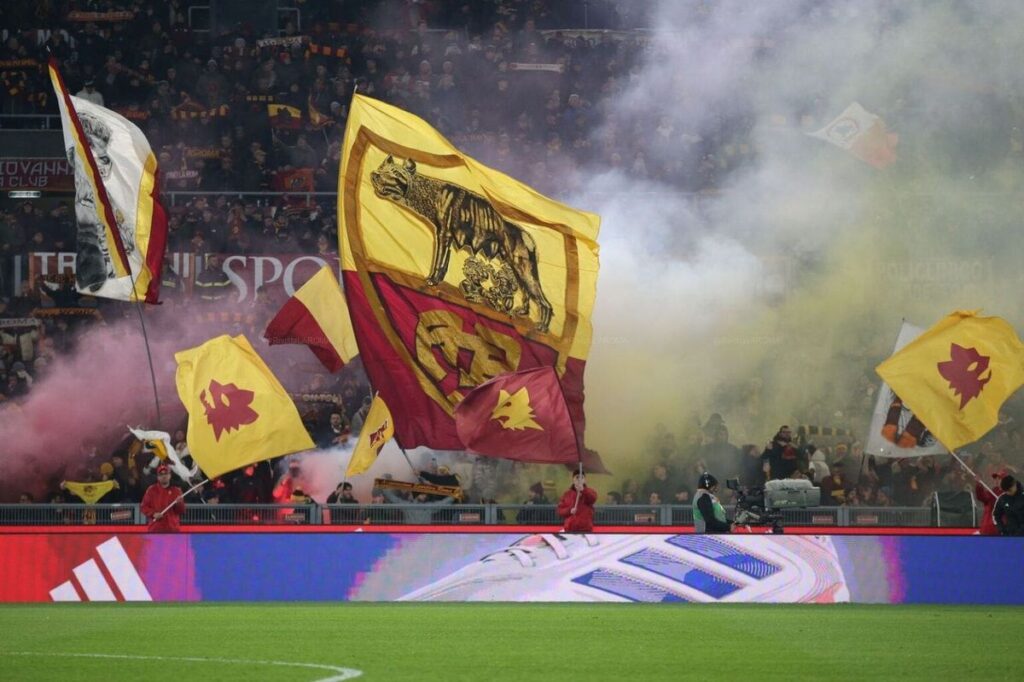 AS Roma Pimpin Penjualan Abbonamenti Liga Italia Musim 2026/2027