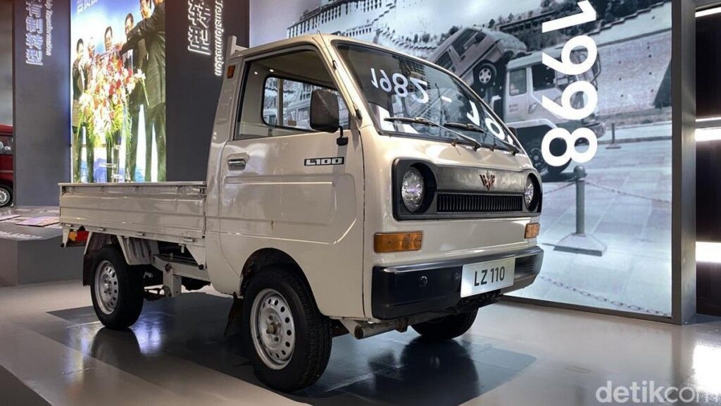 Melihat LZ110 Mobil Pertama Garapan Wuling Hasil Rekayasa Balik