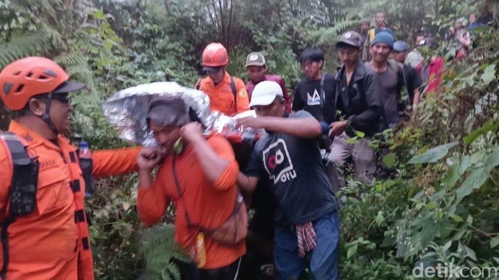 Pendaki Gunung Agung Meninggal Dunia Usai Mengalami Kelelahan
