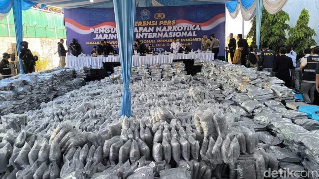 Tim Gabungan Gagalkan Penyelundupan 3,37 Ton Narkoba di Gresik
