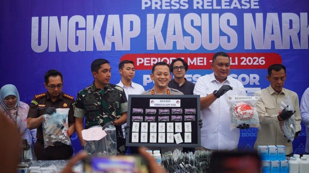 Polres Bogor Sita Jutaan Obat Keras Ilegal dari Dua Gudang Besar