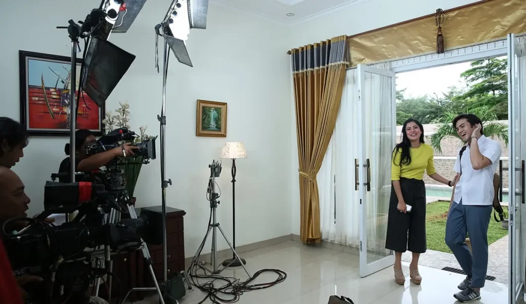 Aksi Warga Kampung Sindang Barang Warnai Sinetron Tobat Jatuh Cinta