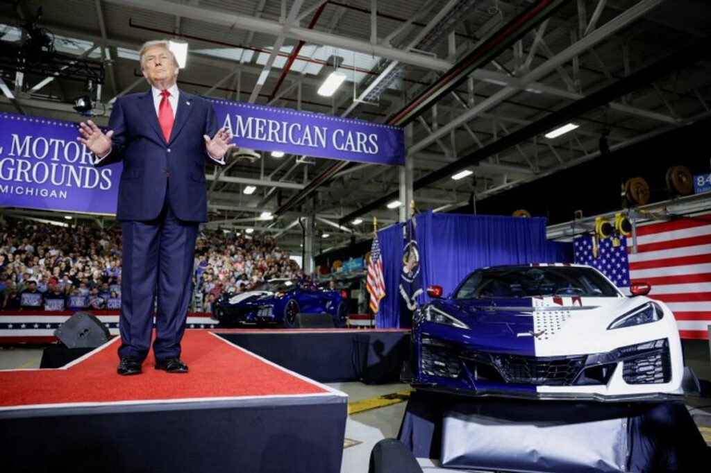 Donald Trump Kunjungi Pabrik GM Michigan Dorong Kebijakan Ekonomi