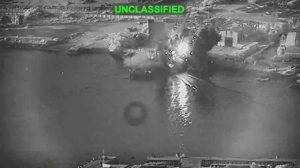 Iran Serang Dua Kapal Tanker UEA di Selat Hormuz