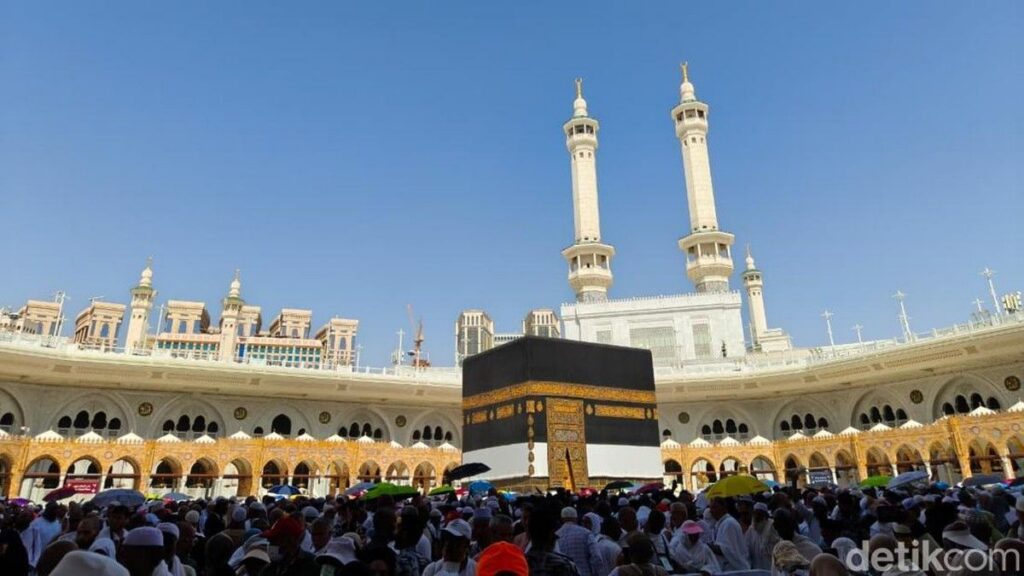 Kemenag Ajak Masyarakat Verifikasi Arah Kiblat Saat Rashdul Qiblat