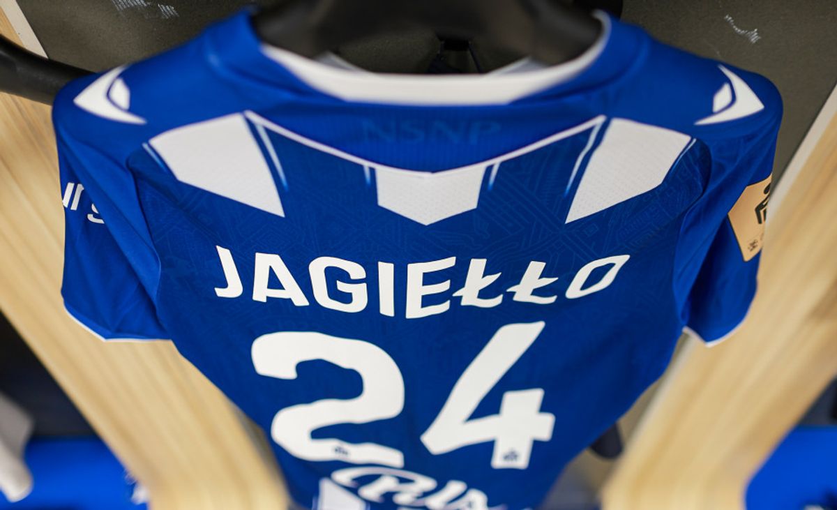 Lech Poznan Jamu Cracovia Pada Laga Perdana Ekstraklasa 2026