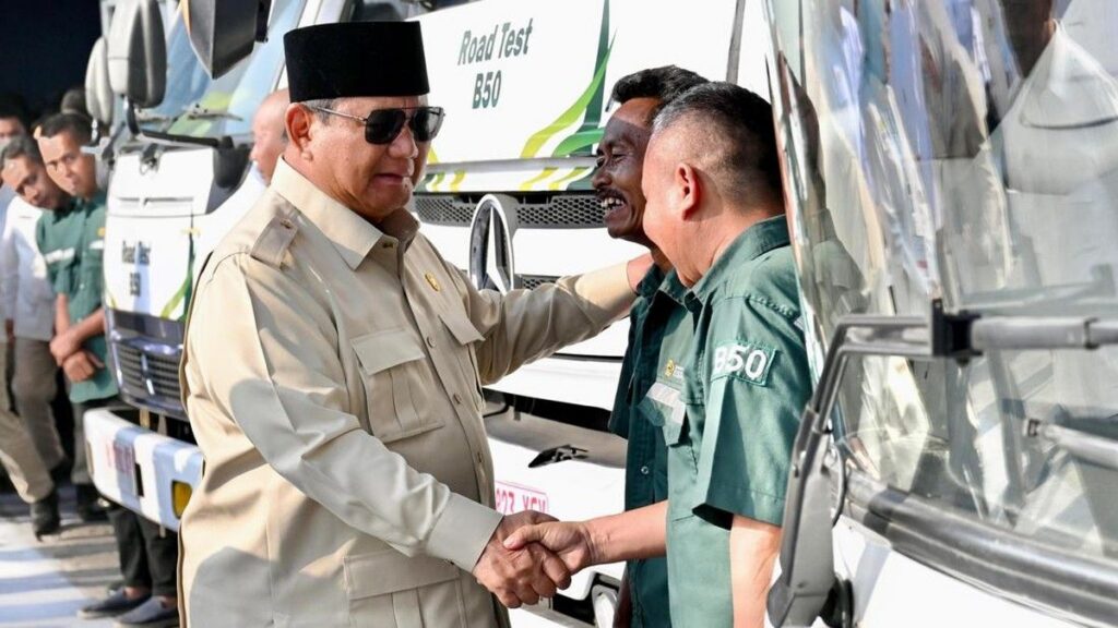 Prabowo Subianto Tinjau Langsung Pengisian Biosolar B50 di SPBU