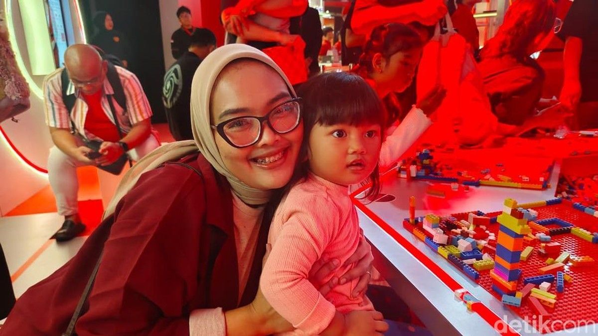 Batasi Waktu Layar Anak, Orang Tua Terapkan Aturan Akses Gadget