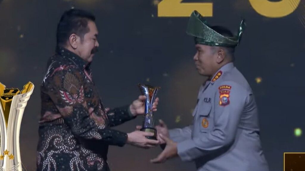Kombes Eko Budhi Purwono Raih Penghargaan Hoegeng Awards 2026