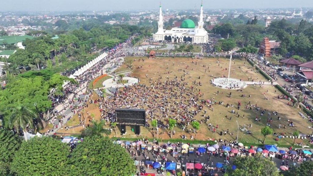 Pemkab Bogor Sediakan Ruang Berjualan Bagi PKL Alun-Alun Tegar Beriman