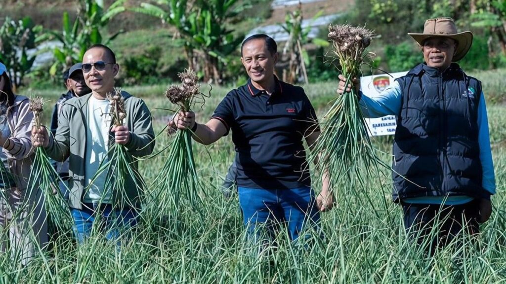 Satgas Pangan Polri Kembangkan Budidaya Bawang Putih di NTB