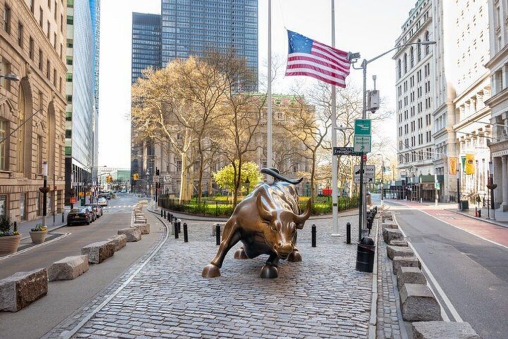 Bursa Saham Wall Street Anjlok Usai The Fed Tahan Suku Bunga Acuan