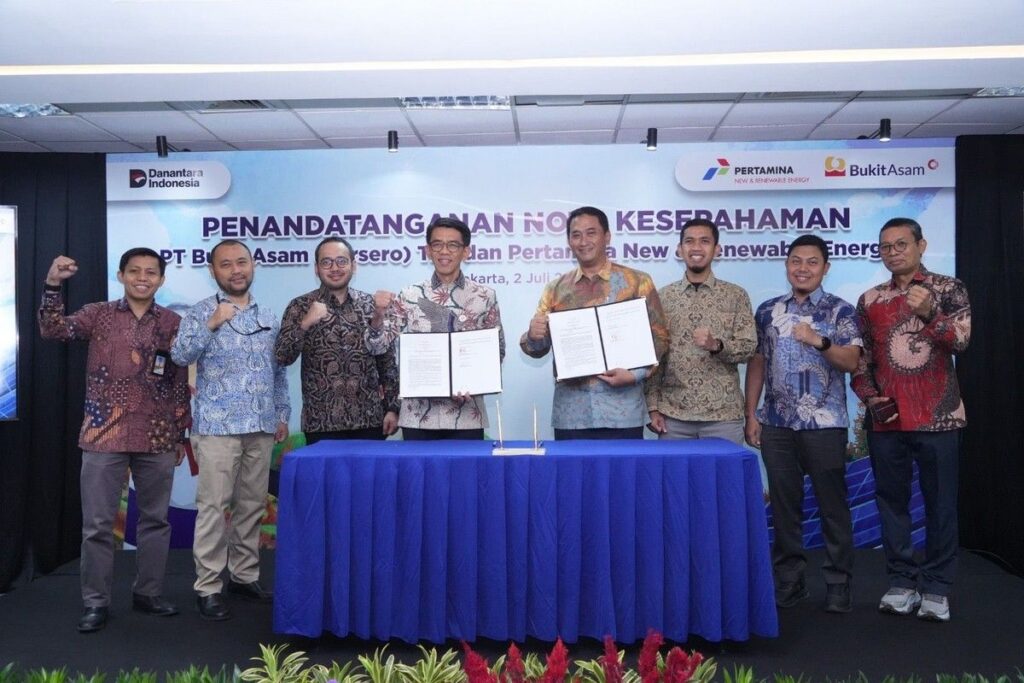 PTBA dan Pertamina NRE Sepakati Pengembangan PLTS Lahan Pascatambang