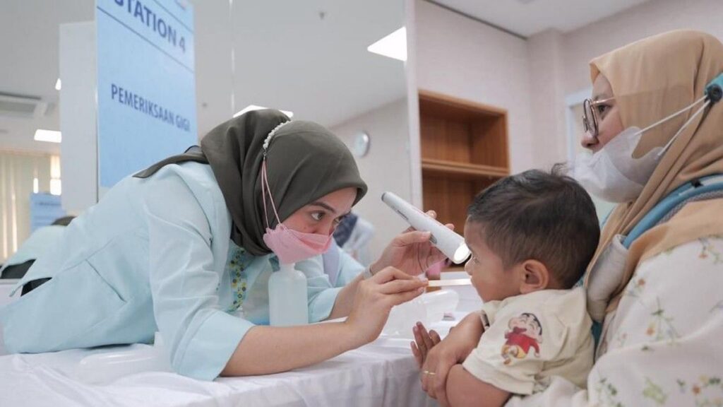 Bank Mandiri Gelar Pemeriksaan Kesehatan Anak di 10 Kota