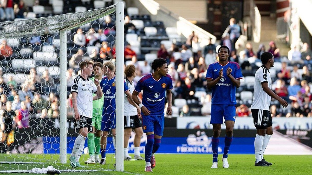 Manchester United Bantai Rosenborg Laga Uji Coba Lini Muda Gemilang