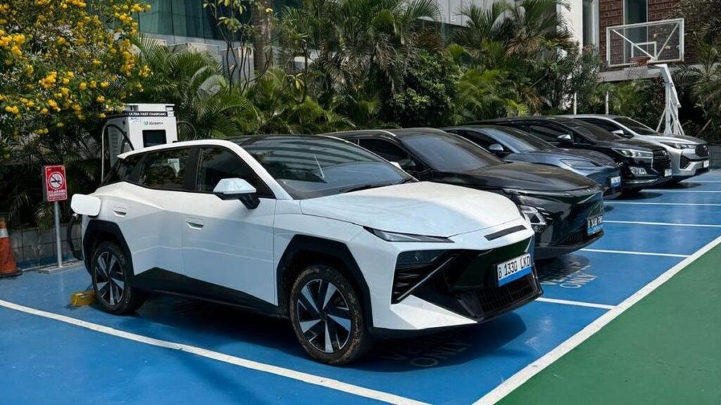Mobil Listrik Omoda O4 Bersiap Sapa Pasar Otomotif Indonesia