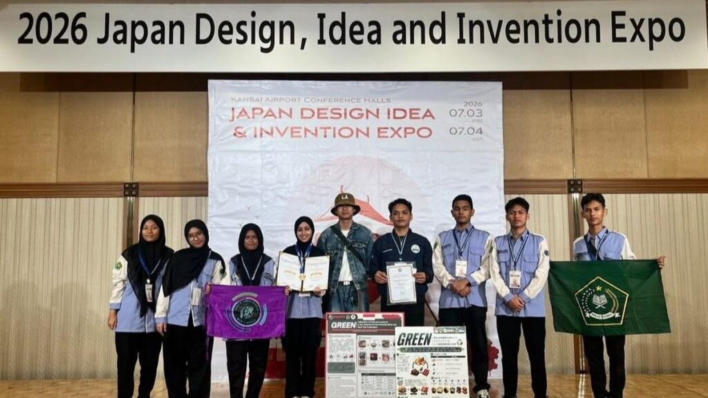 Siswa MAN 1 Medan Raih Medali Emas di Jepang Lewat Inovasi Genteng dari Kulit Buah