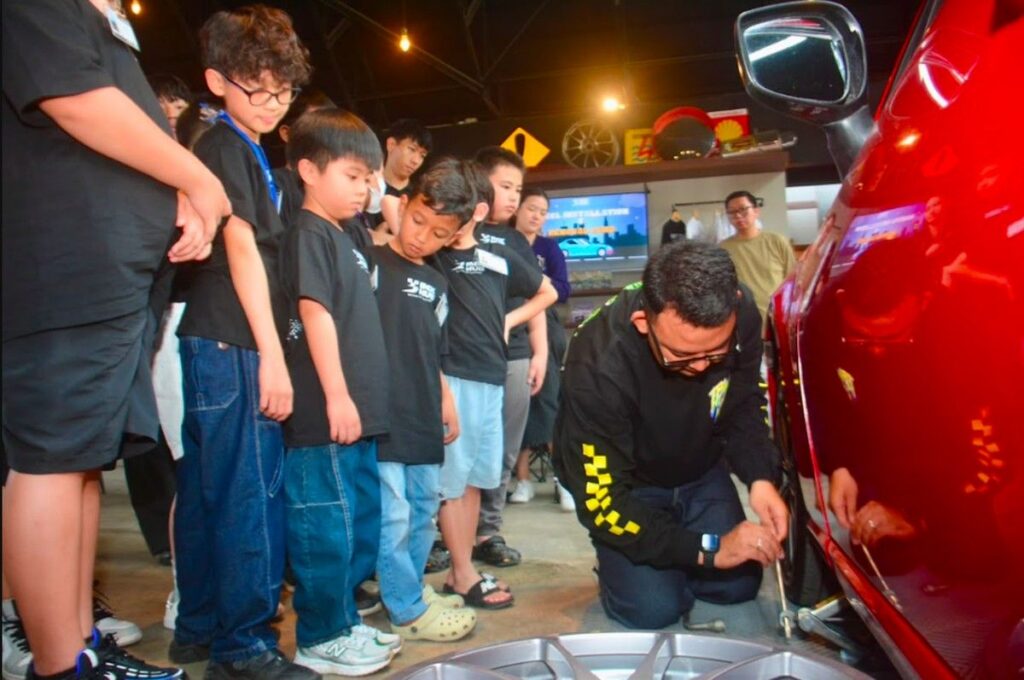 IMX Junior Academy Kenalkan Dunia Modifikasi Kendaraan Sejak Dini di Bandung