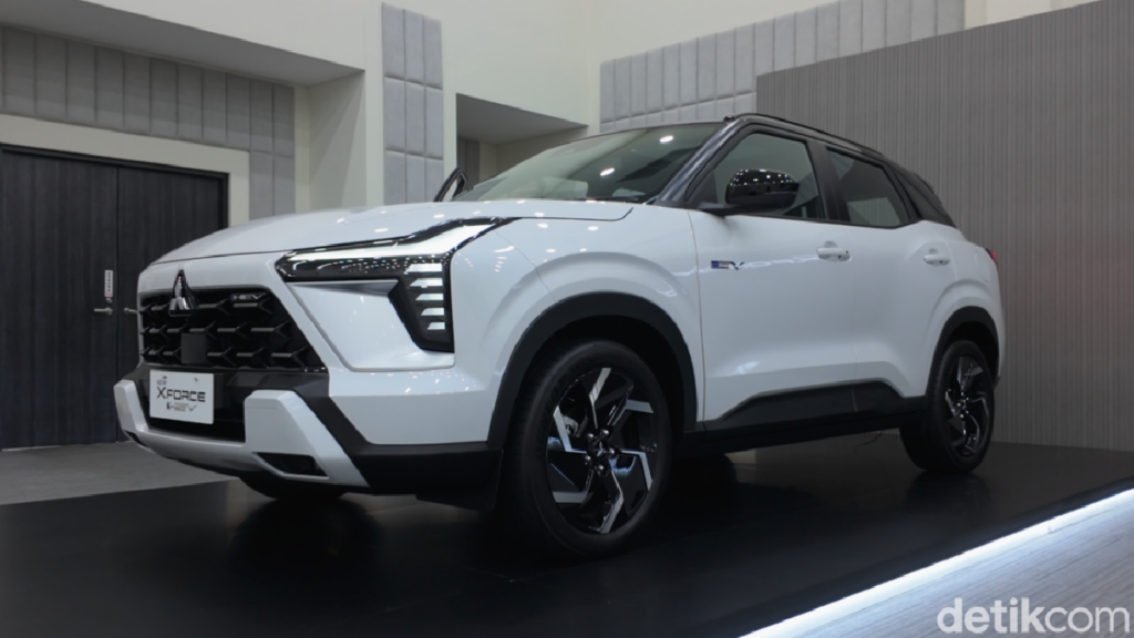 Mitsubishi Tawarkan Harga Spesial Mitsubishi XForce Hybrid di GIIAS 2026